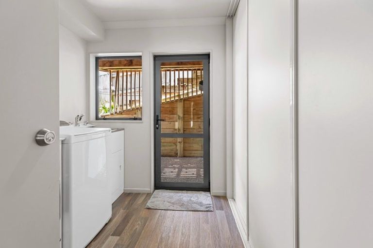 Photo of property in 18 Ko Place, Pyes Pa, Tauranga, 3112