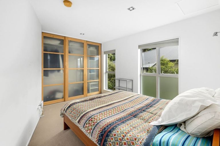 Photo of property in 3/16 Oriental Terrace, Oriental Bay, Wellington, 6011