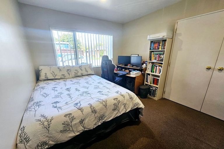 Photo of property in 3/331 Massey Road, Mangere East, Auckland, 2024