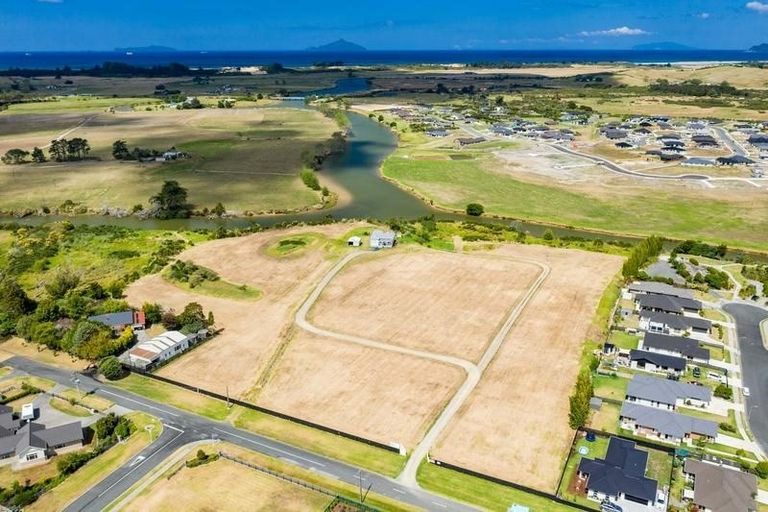 Photo of property in 38 Ferry Road, Waipu, 0510