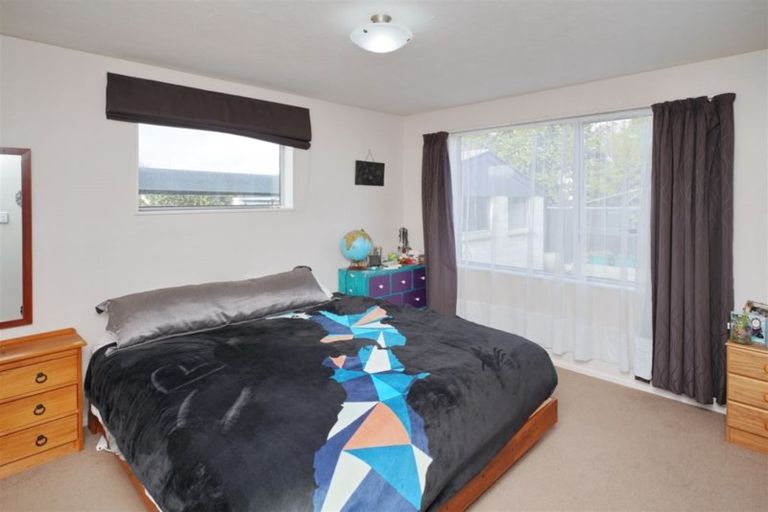 Photo of property in 15 Inwoods Road, Parklands, Christchurch, 8083