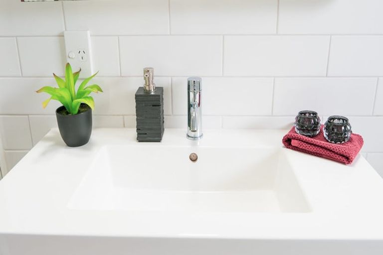 Photo of property in 1/50 Wellington Street, Howick, Auckland, 2014
