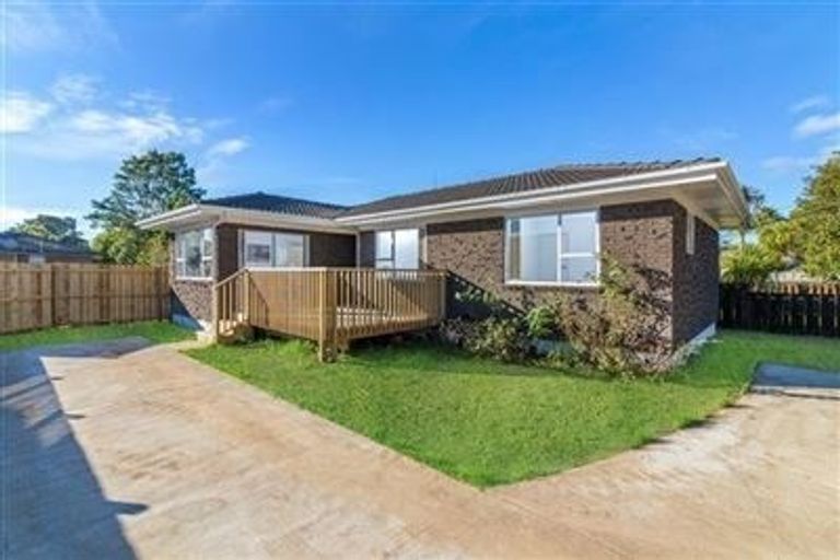 Photo of property in 139 Henderson Valley Road, Henderson, Auckland, 0612