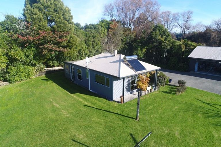 Photo of property in 145 Nine Mile Road, Westport, 7892