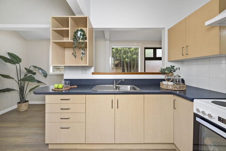 Photo of property in 42 Dominion Avenue, Spreydon, Christchurch, 8024