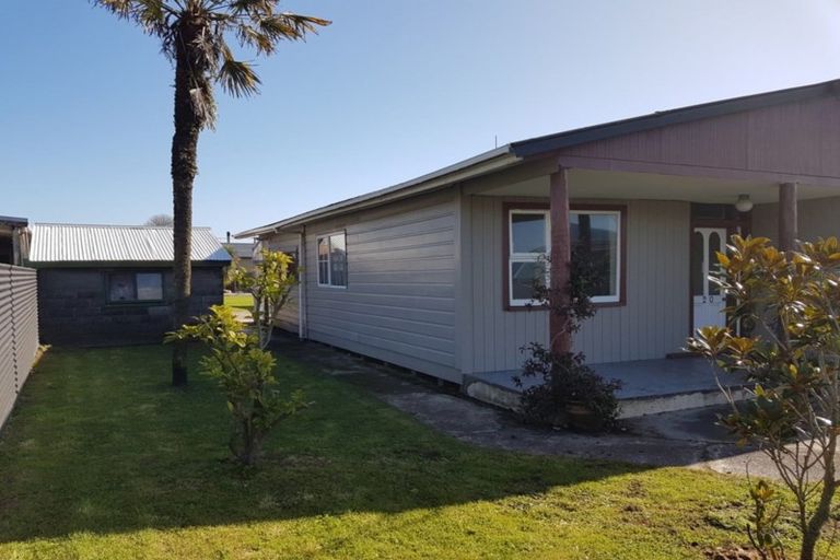 Photo of property in 20 Romilly Street, Westport, 7825