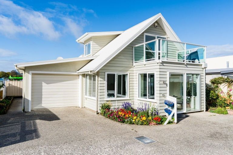 Photo of property in 8b Reid Avenue, Mosgiel, 9024