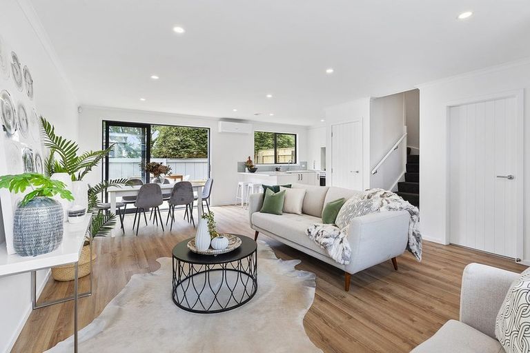 Photo of property in 69u2 Darlington Road, Miramar, Wellington, 6022