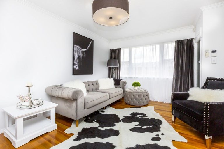 Photo of property in 2b Liverpool Street, Trentham, Upper Hutt, 5018