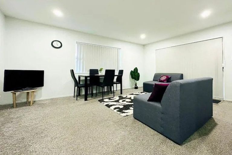 Photo of property in 16 Leith Court, Papatoetoe, Auckland, 2104