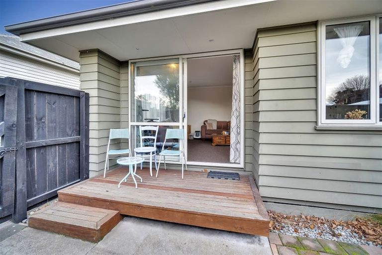 Photo of property in 19 Defoe Place, Waltham, Christchurch, 8023