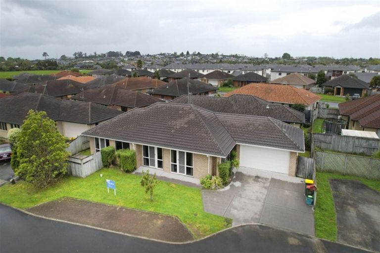 Photo of property in 11 Holcroft Place, Huntington, Hamilton, 3210