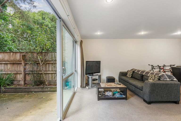 Photo of property in 2/2 Chelmsford Street, Ngaio, Wellington, 6035