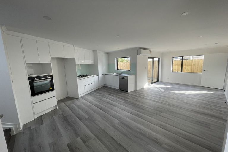 Photo of property in 29c Kenderdine Road, Papatoetoe, Auckland, 2025