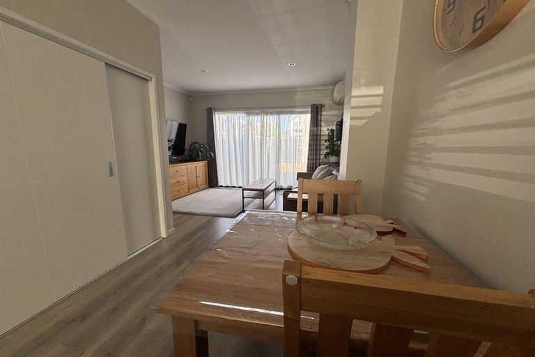 Photo of property in 21 Kerewhenua Crescent, Hobsonville, Auckland, 0616