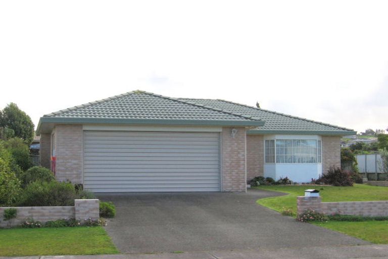 Photo of property in 55 Lakeside Drive, Orewa, 0931