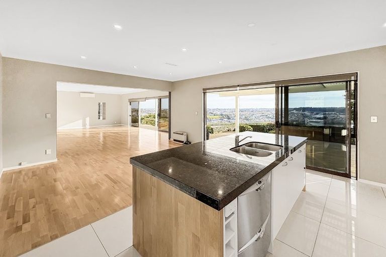 Photo of property in 24 Wairere Road, Bastia Hill, Whanganui, 4500