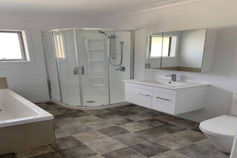 Photo of property in 9 Royal St Annes Drive, Te Kamo, Whangarei, 0112