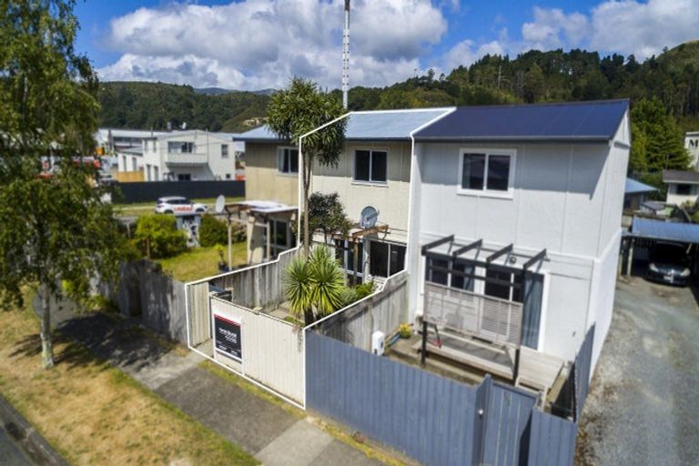 Photo of property in 3f6- Wilford Street, Wallaceville, Upper Hutt, 5018