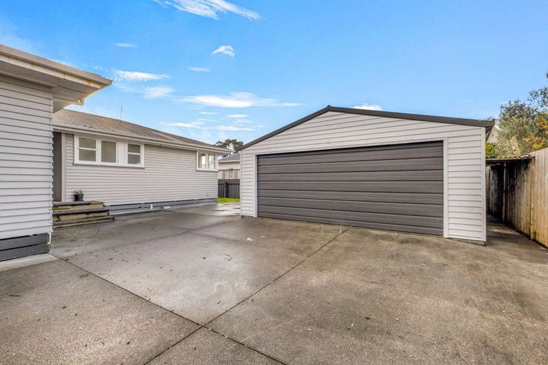 Photo of property in 11a Atiawa Street, Glen Avon, New Plymouth, 4312