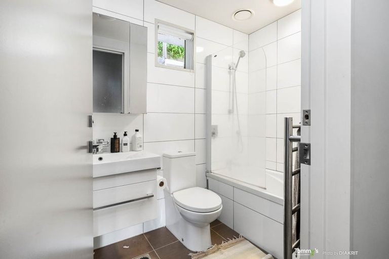 Photo of property in Revolucion Apartments, 205/28w Torrens Terrace, Mount Cook, Wellington, 6011