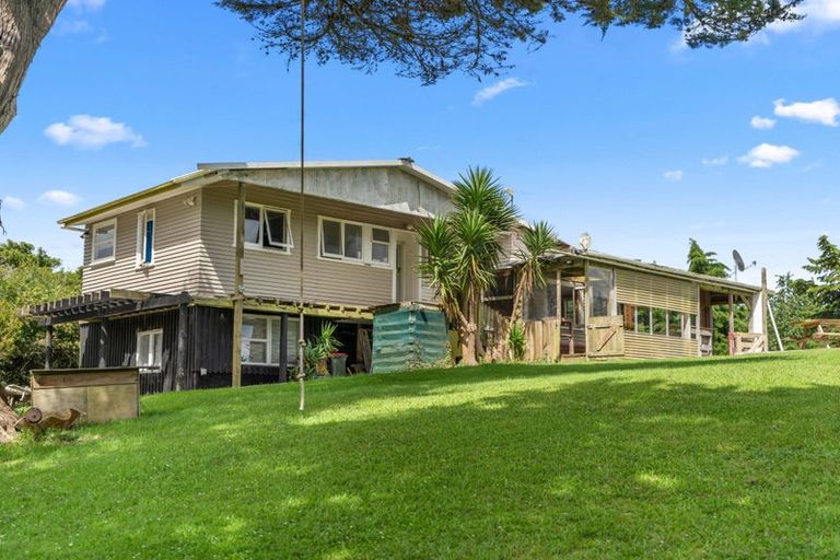 Photo of property in 712 Oruawharo Road, Oruawharo, Wellsford, 0975