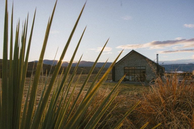 Photo of property in 217 Stevenson Road, Wanaka, 9382