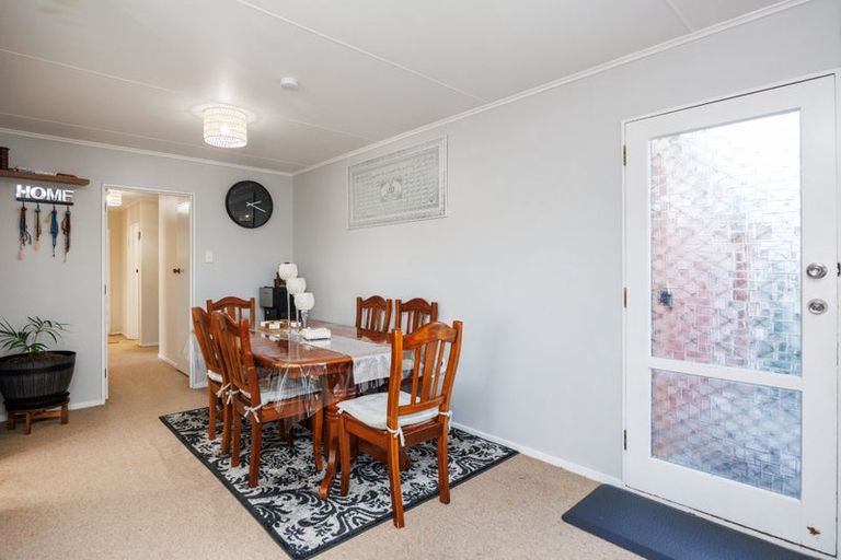 Photo of property in 48 Rennie Avenue, Milson, Palmerston North, 4414