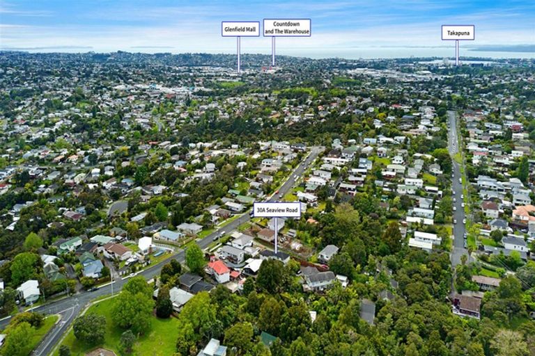 Photo of property in 30a Seaview Road, Glenfield, Auckland, 0629