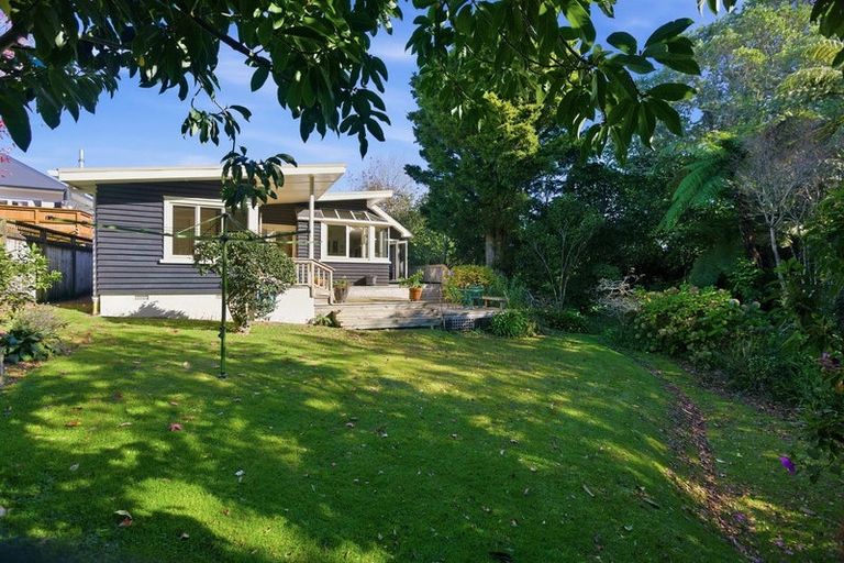 Photo of property in 24 Turi Street, Welbourn, New Plymouth, 4312