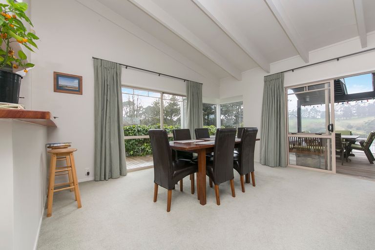 Photo of property in 33 Elliot Street, Riverhead, 0820