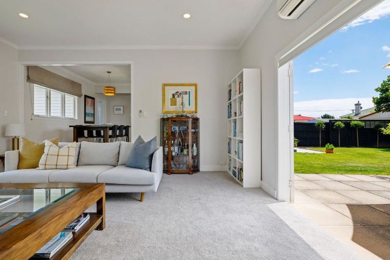 Photo of property in 88 Williams Street, Cambridge, 3434