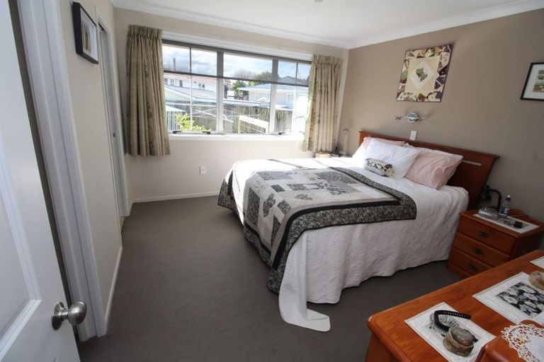 Photo of property in 4 Kensington Street, Tokoroa, 3420