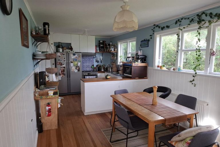 Photo of property in 19a Kekerenga Street, Strathmore Park, Wellington, 6022