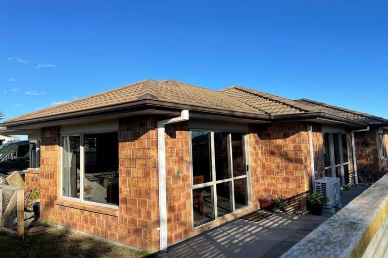 Photo of property in 74b Simpson Road, Papamoa Beach, Papamoa, 3118