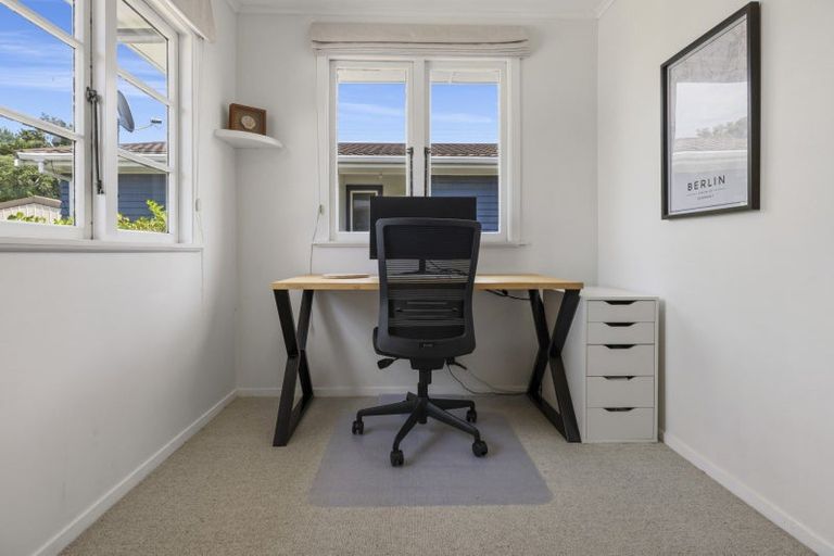 Photo of property in 10 Charles Street, Bellevue, Tauranga, 3110