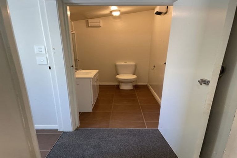 Photo of property in 50 Ellice Street, Mount Victoria, Wellington, 6011