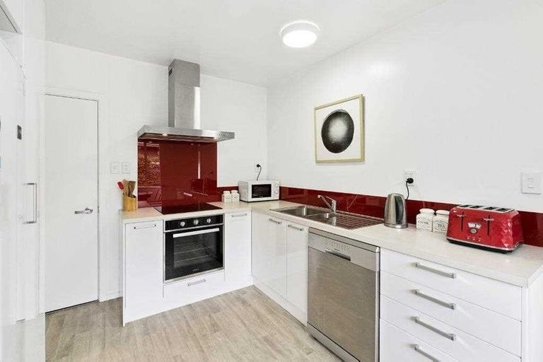 Photo of property in 3/66 Waimairi Road, Upper Riccarton, Christchurch, 8041