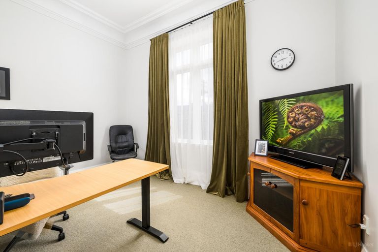 Photo of property in 17 Manse Street, Waimate, 7924
