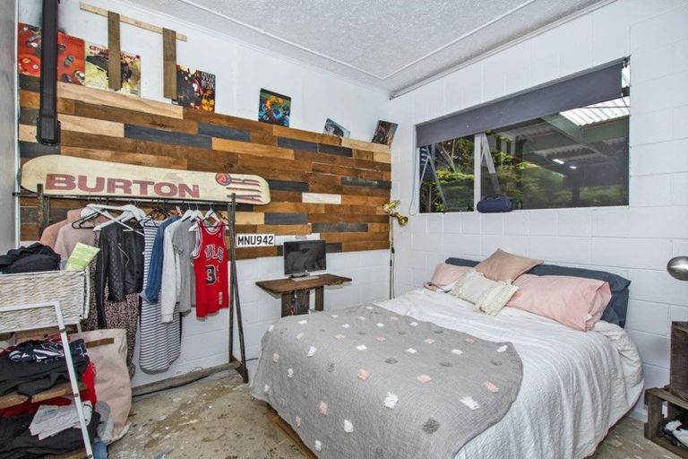 Photo of property in 42 Kohe Street, Parahaki, Whangarei, 0112