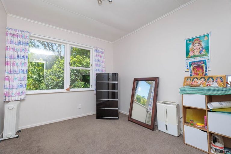 Photo of property in 29 Kahikatea Grove, Paparangi, Wellington, 6037