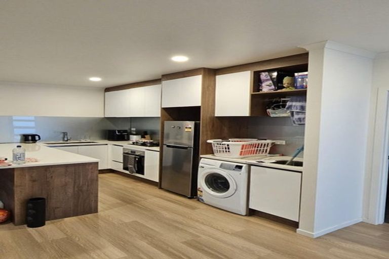 Photo of property in 33u2 May Street, Hamilton East, Hamilton, 3216