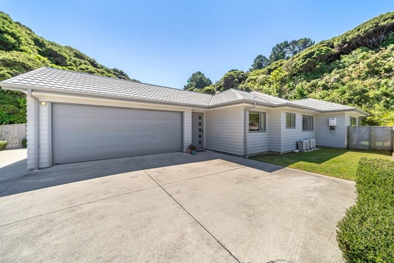 Photo of property in 36 Moonsail Drive, Whitby, Porirua, 5024