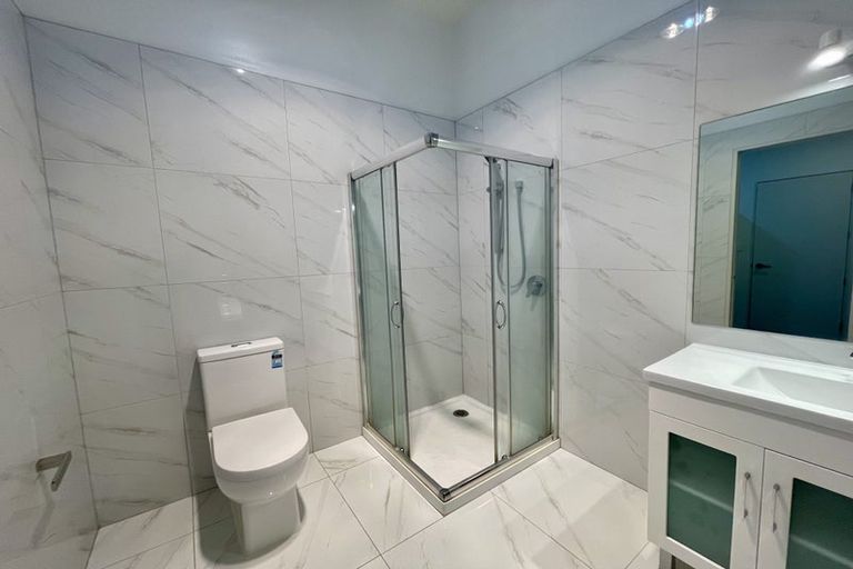 Photo of property in 6b Carlos Drive, Flat Bush, Auckland, 2016