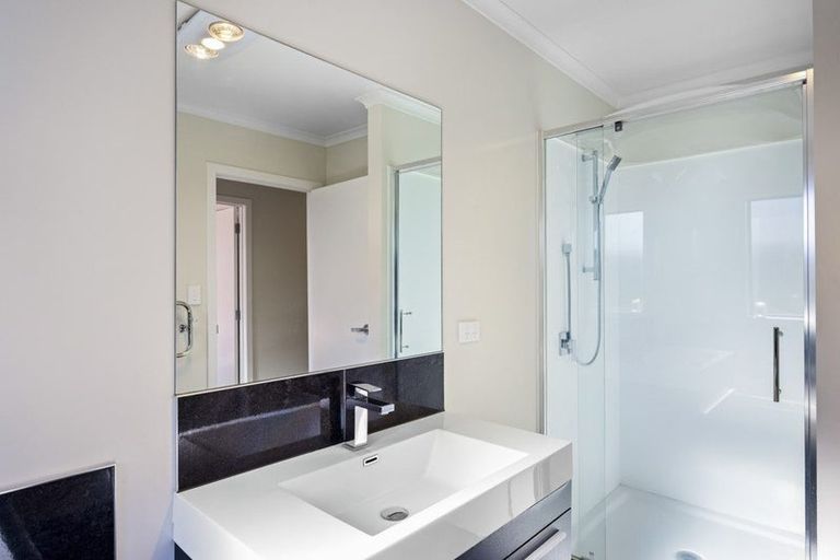 Photo of property in 6 Southbrook Close, Glenview, Hamilton, 3206