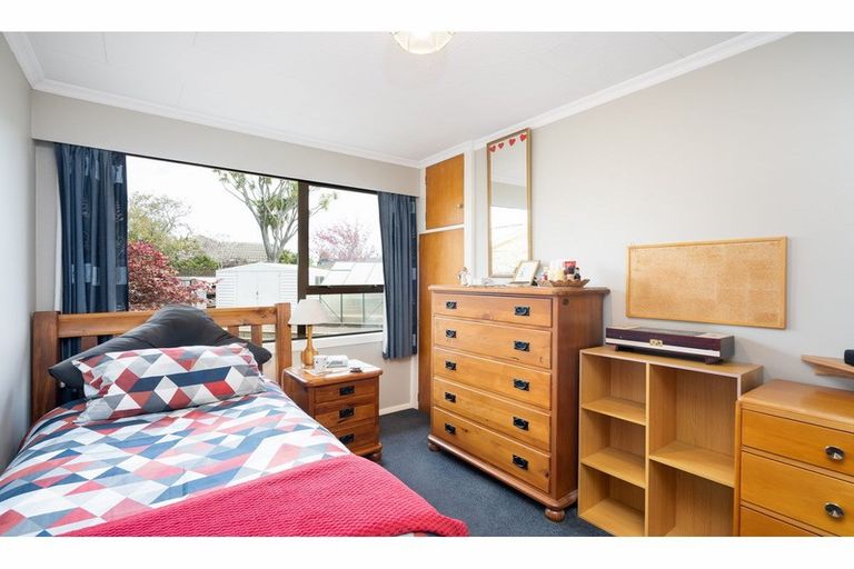 Photo of property in 10a Penelope Place, Casebrook, Christchurch, 8051