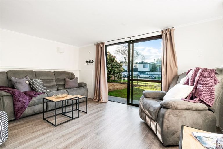 Photo of property in 21 Manapouri Street, Tikipunga, Whangarei, 0112