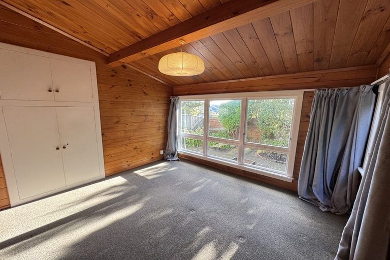 Photo of property in 9 Versailles Street, Karori, Wellington, 6012