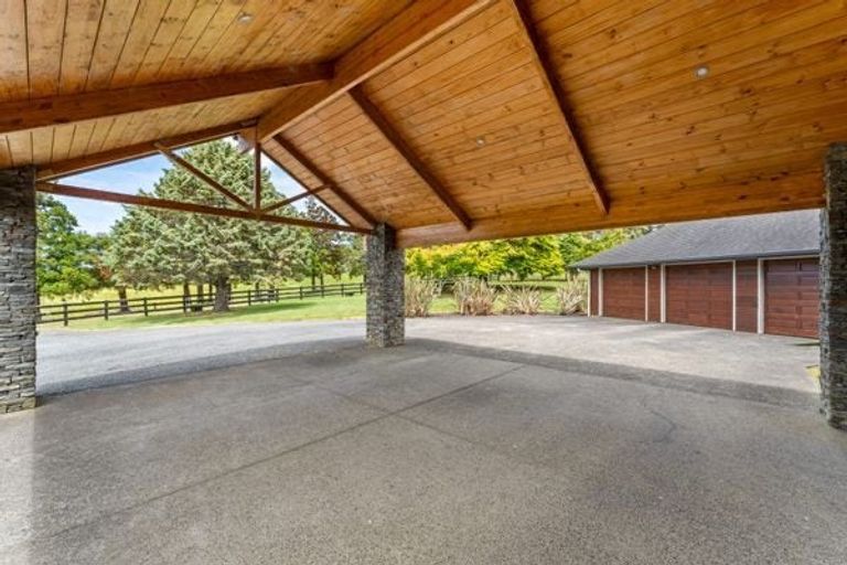 Photo of property in 40 Foster Road, Kumeu, 0891