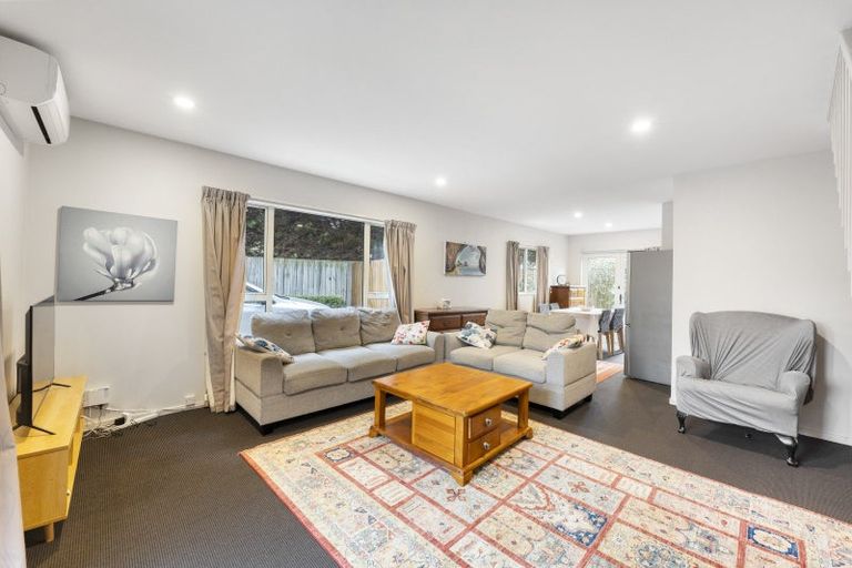 Photo of property in 8 Waldie Grove, Avalon, Lower Hutt, 5011